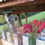 Apartamento Stadtbauernhof - - Gut Unterleithen - Farm & The Salzburgo